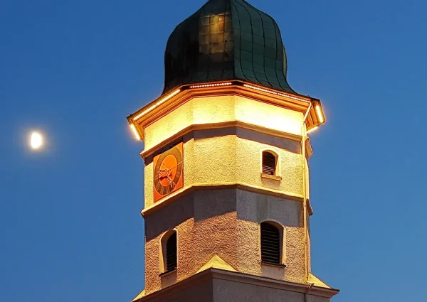 referenz-kirchturm-und-gemeindehaus-gerstetten-bild-08-licht.studio